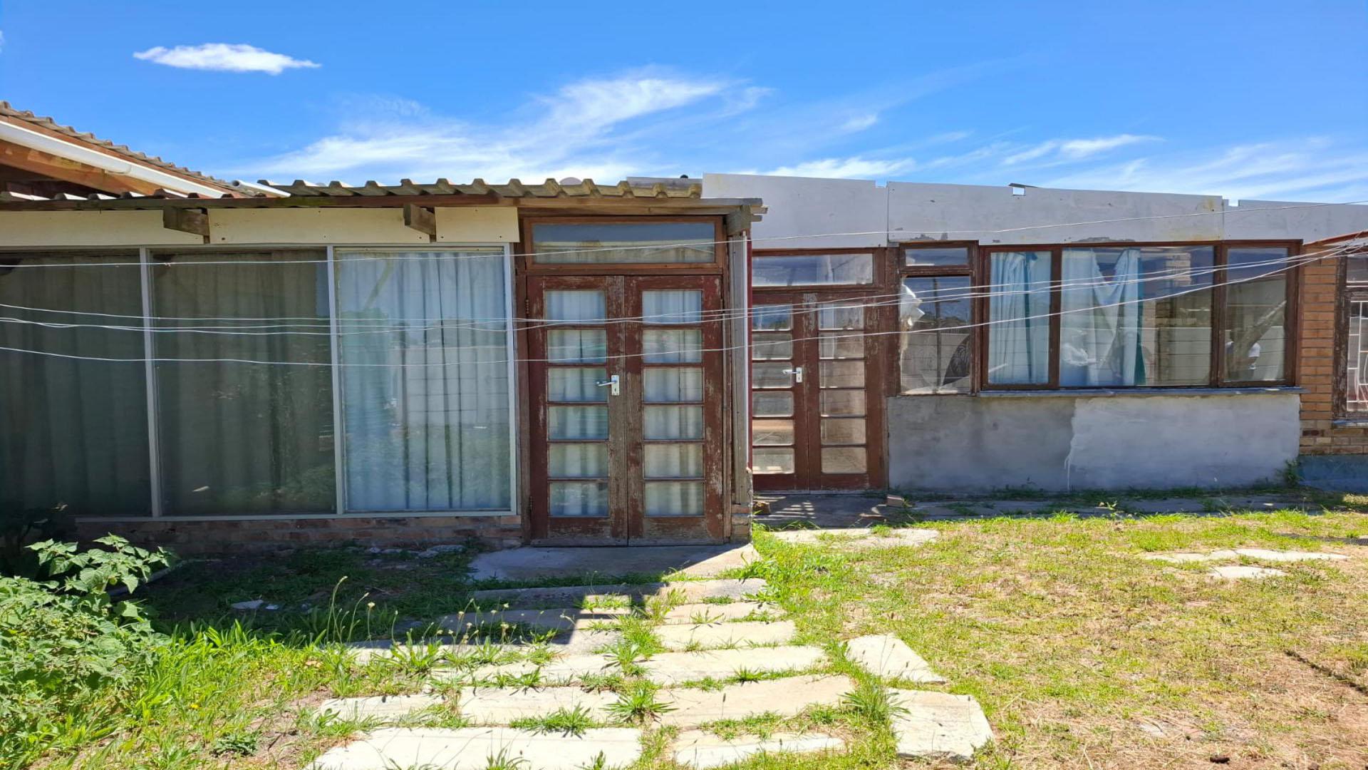 Front View of property in Hermanus