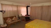 Main Bedroom of property in Hermanus
