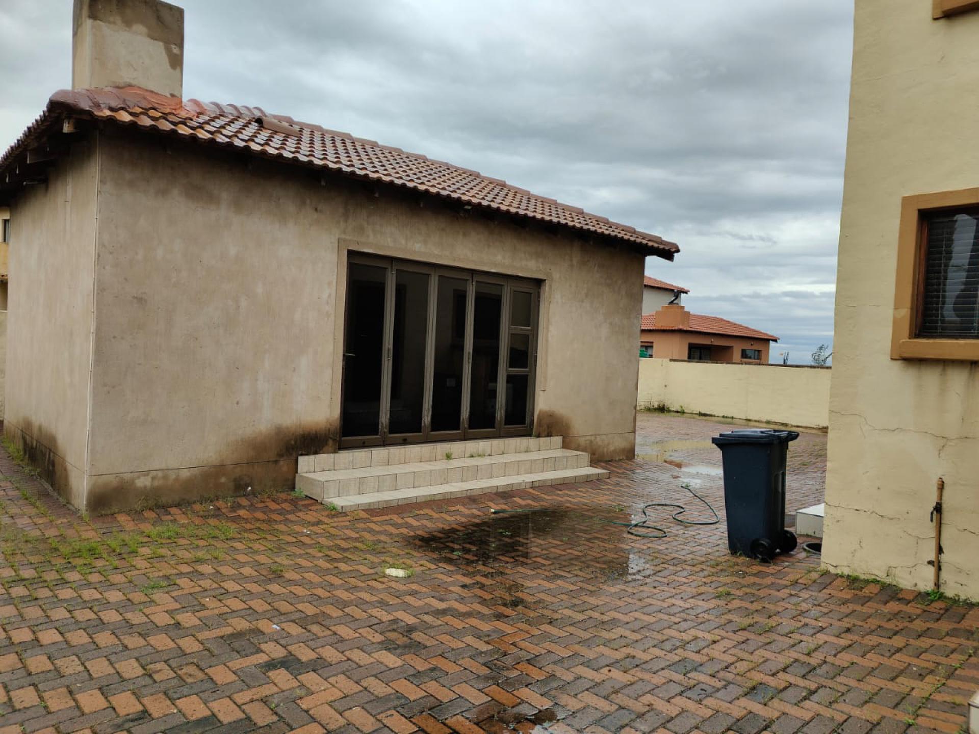 Entertainment of property in Reyno Ridge