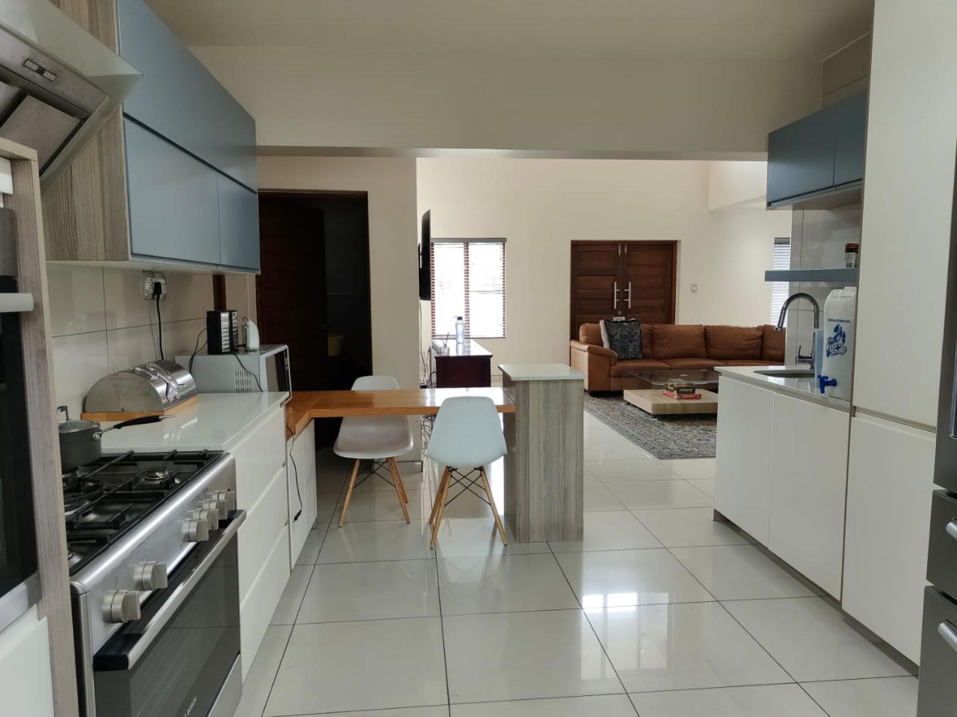 Kitchen of property in Reyno Ridge