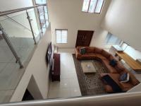 Lounges of property in Reyno Ridge