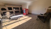 Patio of property in Reyno Ridge