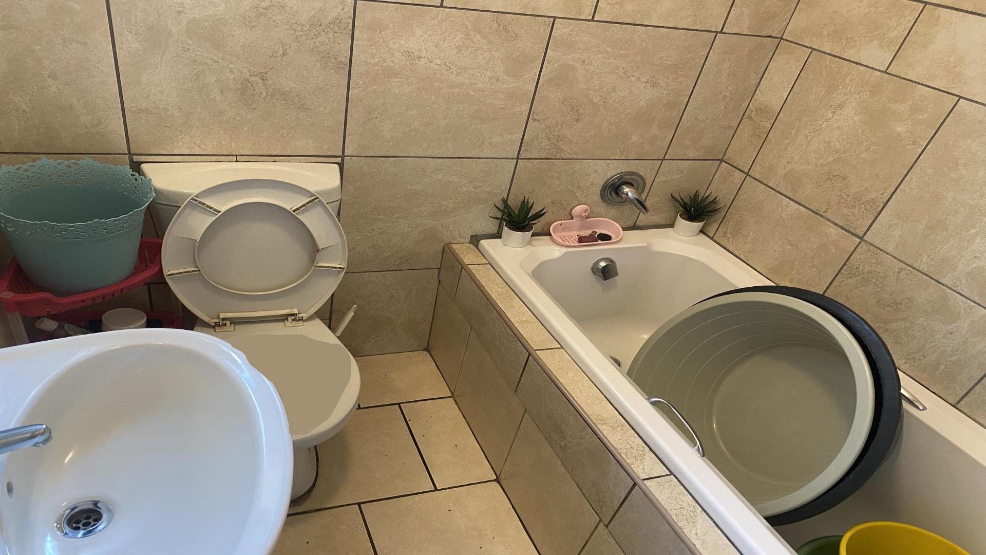 Bathroom 1 of property in East London