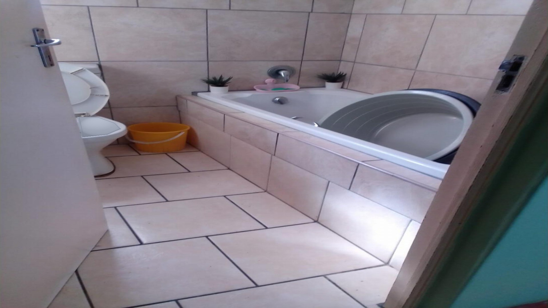 Bathroom 1 of property in East London