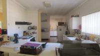 Kitchen - 41 square meters of property in Golf Park