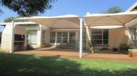 Patio - 57 square meters of property in Golf Park