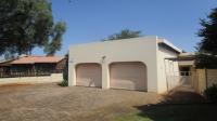 3 Bedroom 2 Bathroom House for Sale for sale in Golf Park