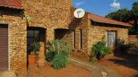 3 Bedroom 2 Bathroom House for Sale for sale in The Orchards