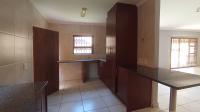 Kitchen - 14 square meters of property in Harveston AH