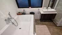 Main Bathroom of property in Midstream Estate