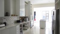 Kitchen - 26 square meters of property in Waterkloof Estates