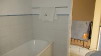 Bathroom 1 - 5 square meters of property in Silverfields