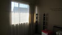 Bed Room 1 - 14 square meters of property in Silverfields