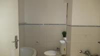 Bathroom 1 - 5 square meters of property in Silverfields