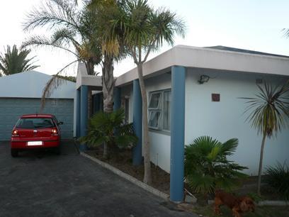 4 Bedroom House for Sale For Sale in Kraaifontein - Private Sale - MR37470