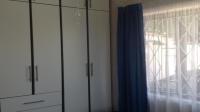 Bed Room 1 - 15 square meters of property in Craigieburn