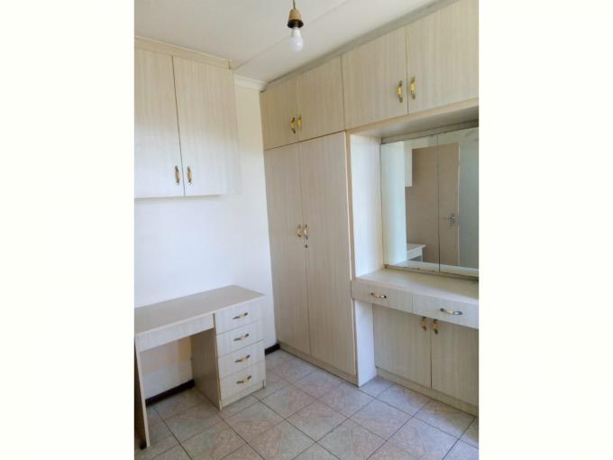 3 Bedroom House to Rent in Chatsworth KZN Property to re