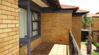 Balcony - 12 square meters of property in Bartlett AH