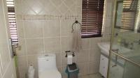 Main Bathroom - 8 square meters of property in Bartlett AH