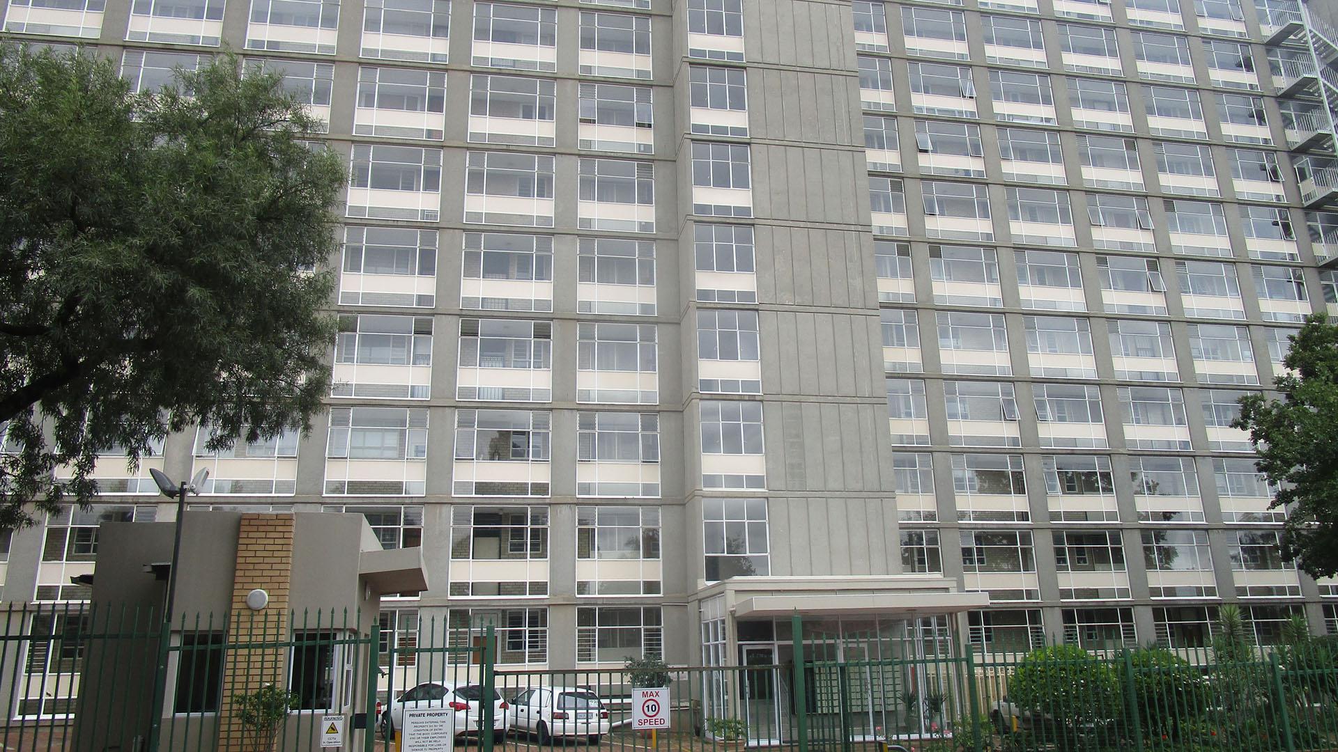 Front View of property in Bedfordview