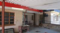 Patio - 74 square meters of property in Walkerville