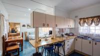 Kitchen - 28 square meters of property in Queensburgh