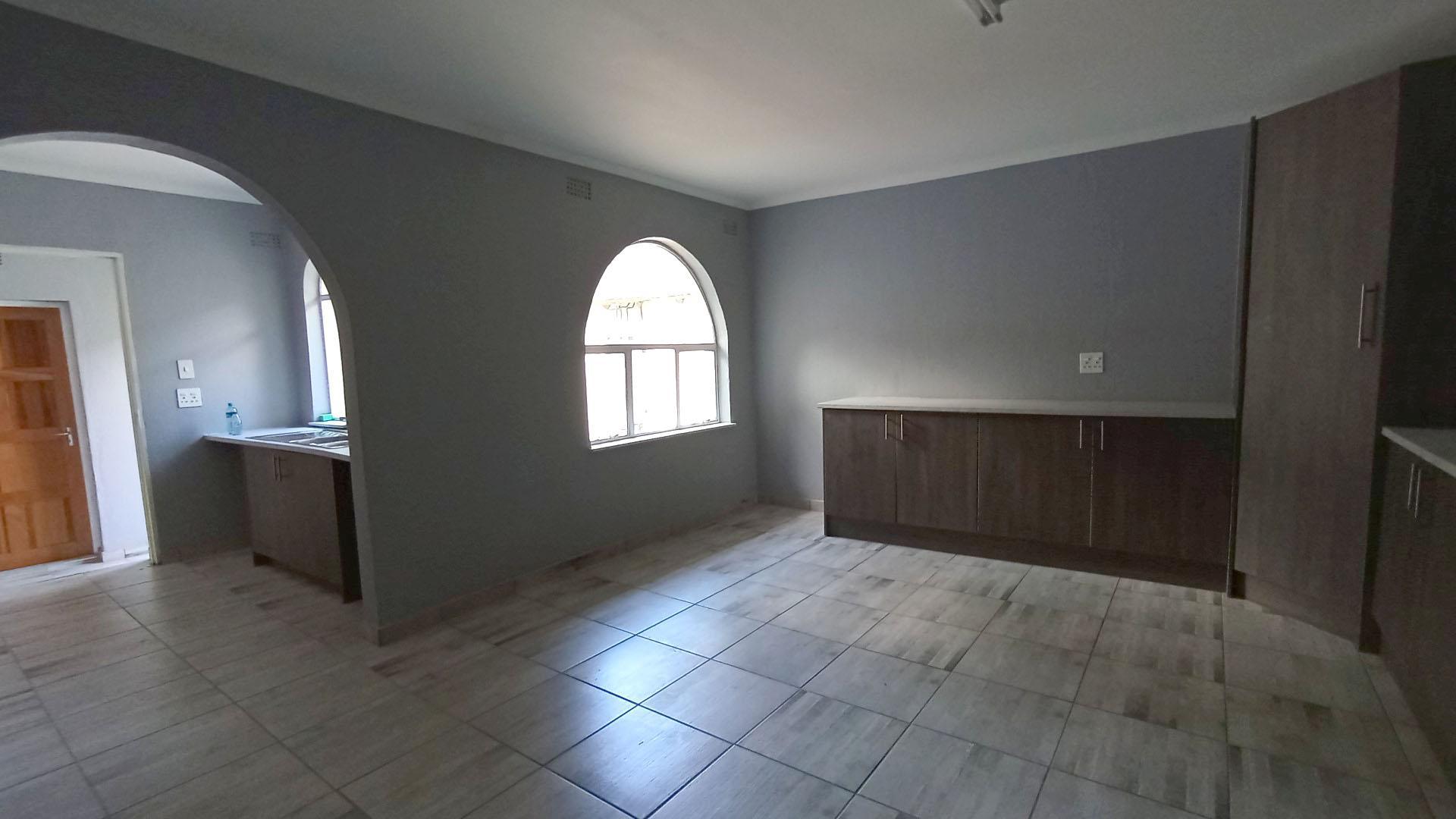 Kitchen - 34 square meters of property in President Park A.H.