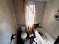 Bathroom 1 of property in Rensburg