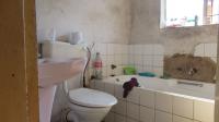 Bathroom 1 - 4 square meters of property in Vosloorus