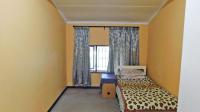 Bed Room 2 - 20 square meters of property in Amanzimtoti 