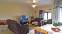 Lounges - 31 square meters of property in Amanzimtoti 