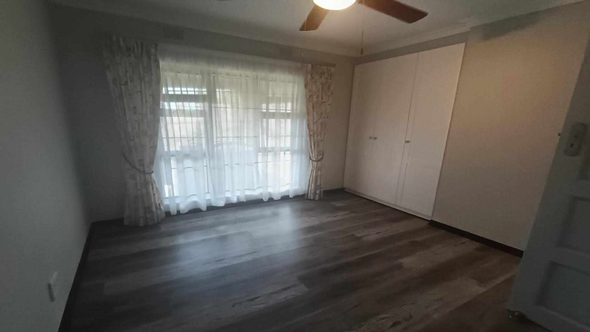 Bed Room 1 of property in Trafalgar