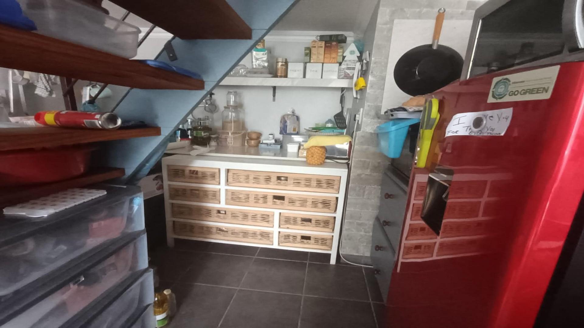 Scullery of property in Trafalgar