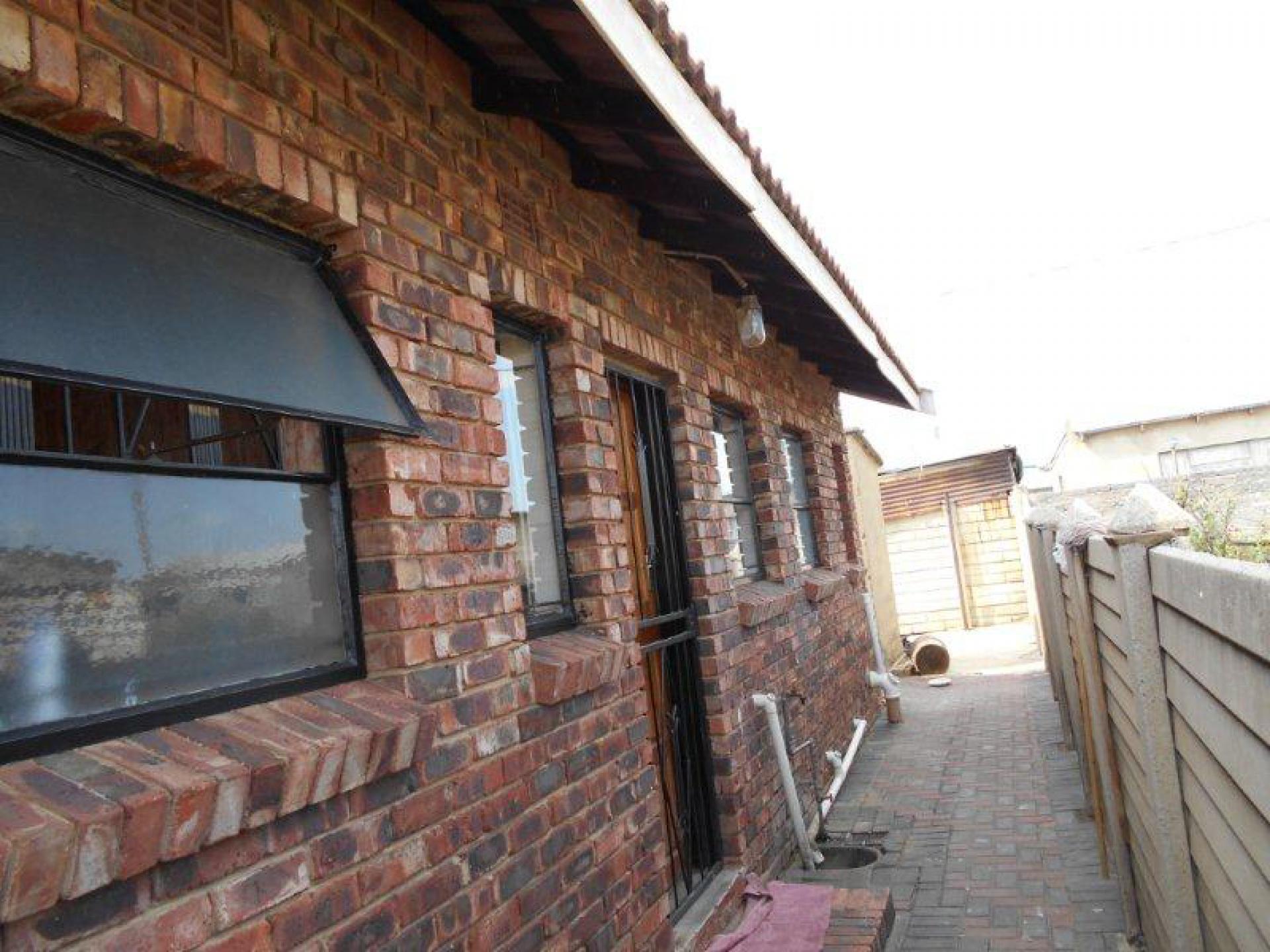 Backyard of property in Zamdela