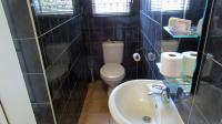 Bathroom 2 - 11 square meters of property in Montclair (Dbn)