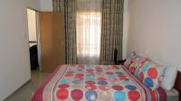 Bed Room 1 - 34 square meters of property in Montclair (Dbn)