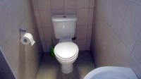 Bathroom 1 - 8 square meters of property in Montclair (Dbn)