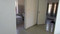 Spaces - 9 square meters of property in Montclair (Dbn)