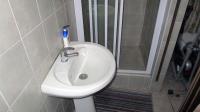 Bathroom 3+ - 21 square meters of property in Montclair (Dbn)