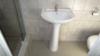 Bathroom 3+ - 21 square meters of property in Montclair (Dbn)