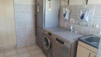 Scullery - 7 square meters of property in Kleinmond