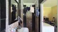 Bathroom 3+ - 21 square meters of property in Grantham Park