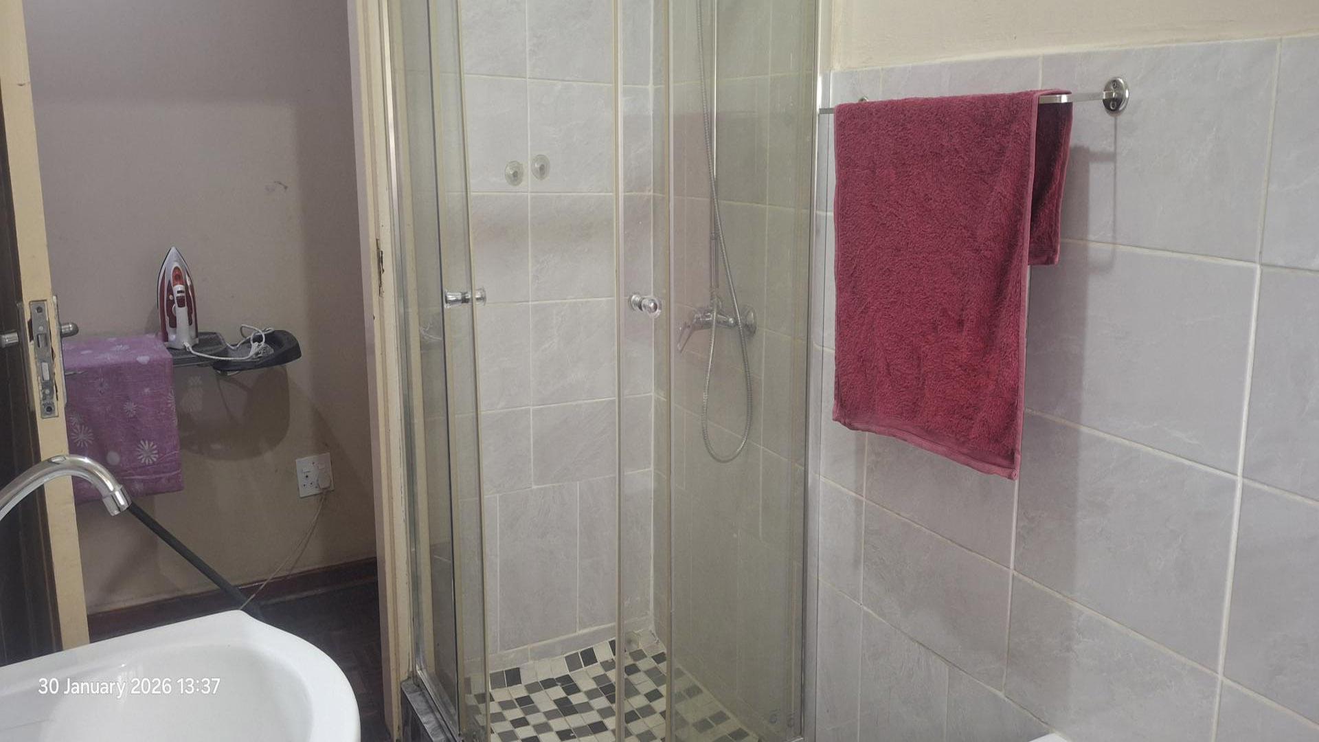 Bathroom 2 of property in Rembrandt Park