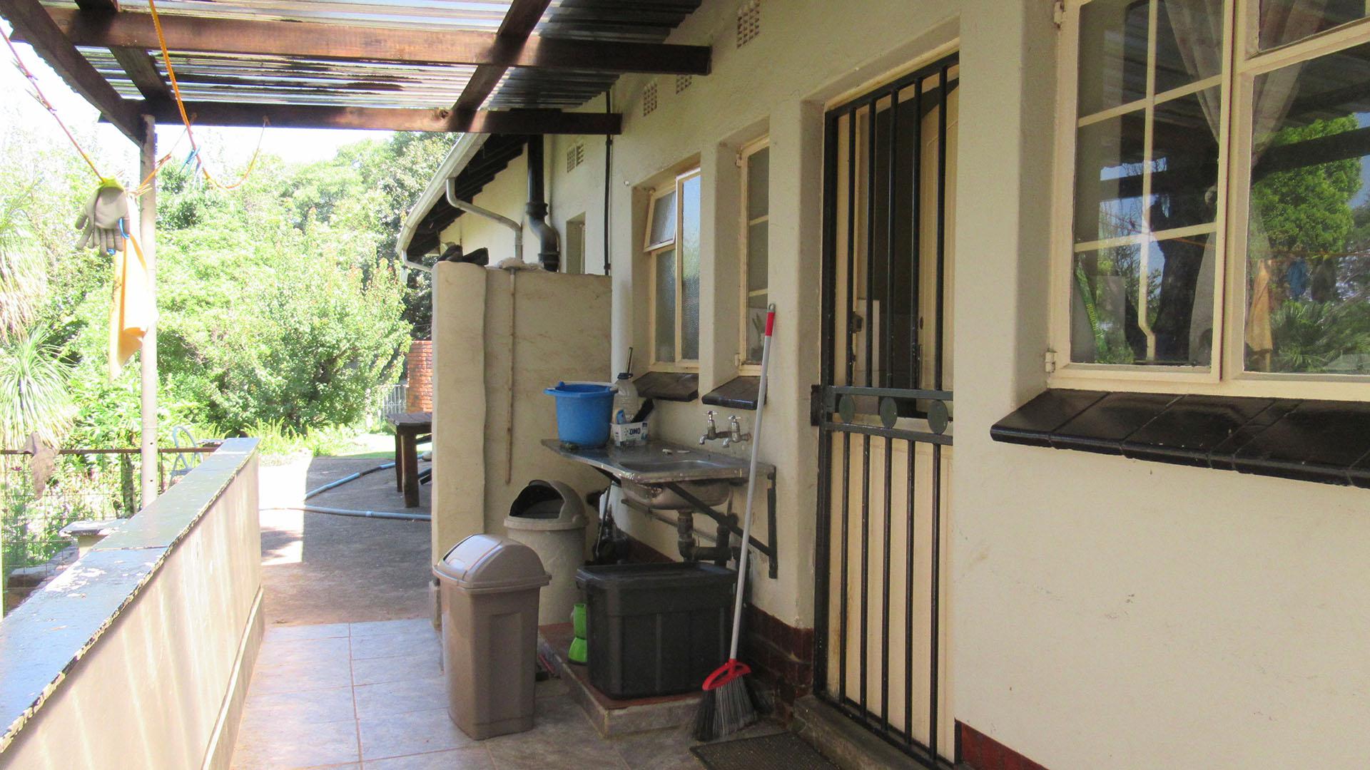 Patio - 22 square meters of property in Rembrandt Park