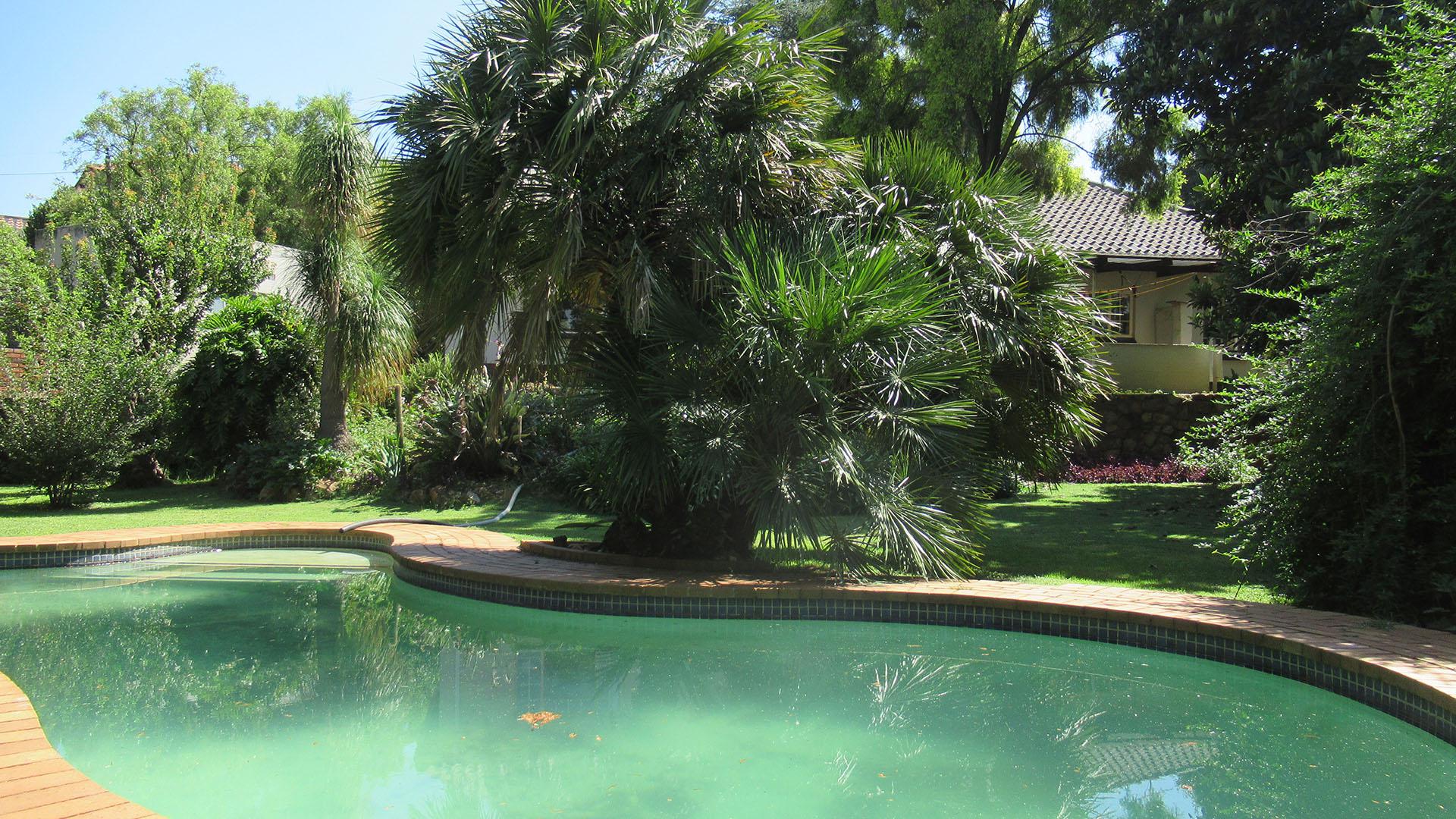 Swimming Pool of property in Rembrandt Park