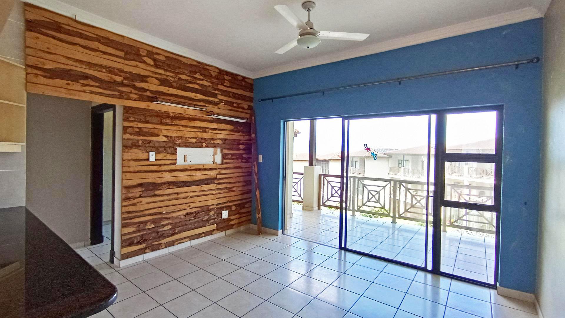 Lounges - 13 square meters of property in Uvongo