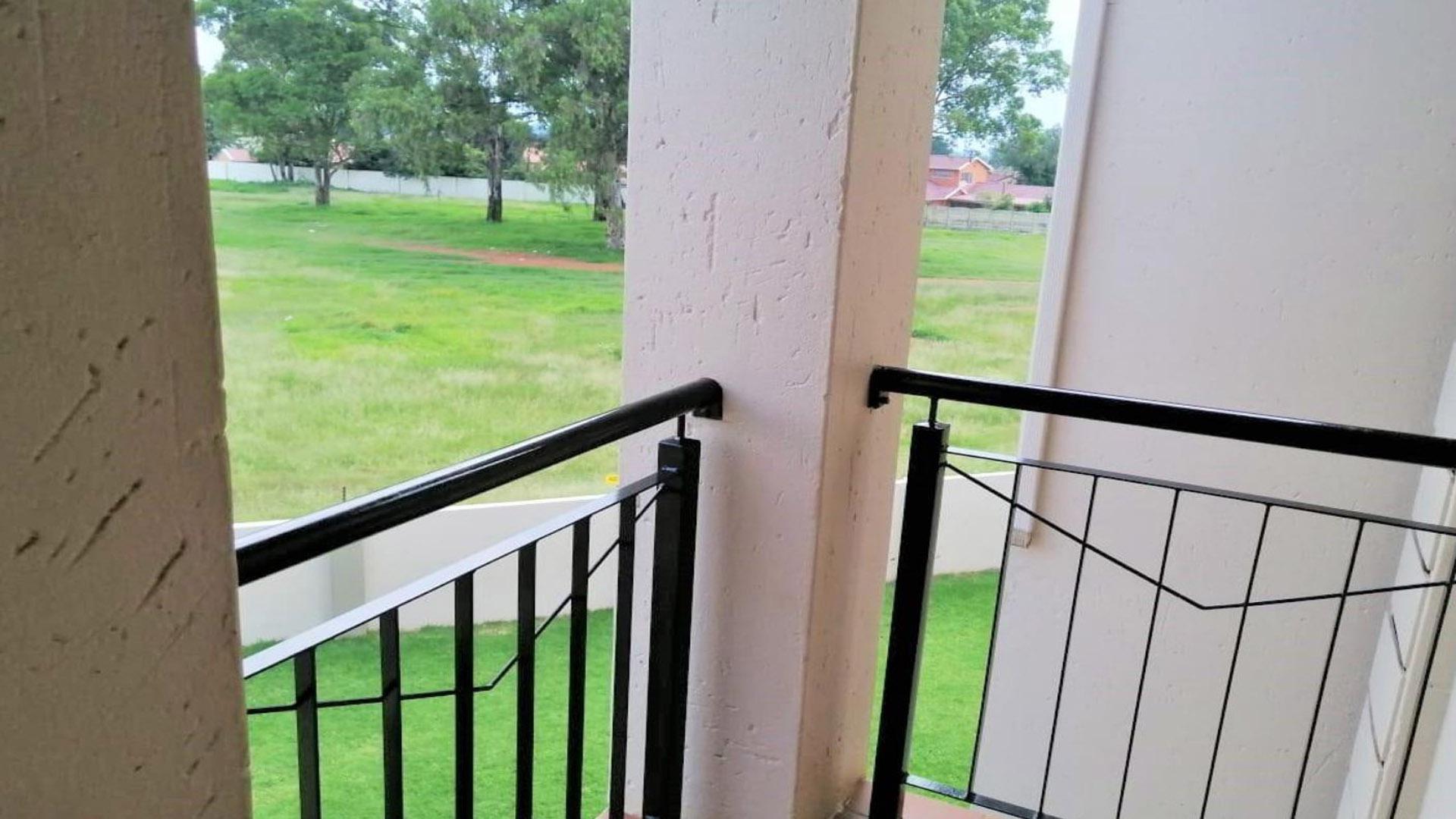 Front View of property in Klippoortjie AH