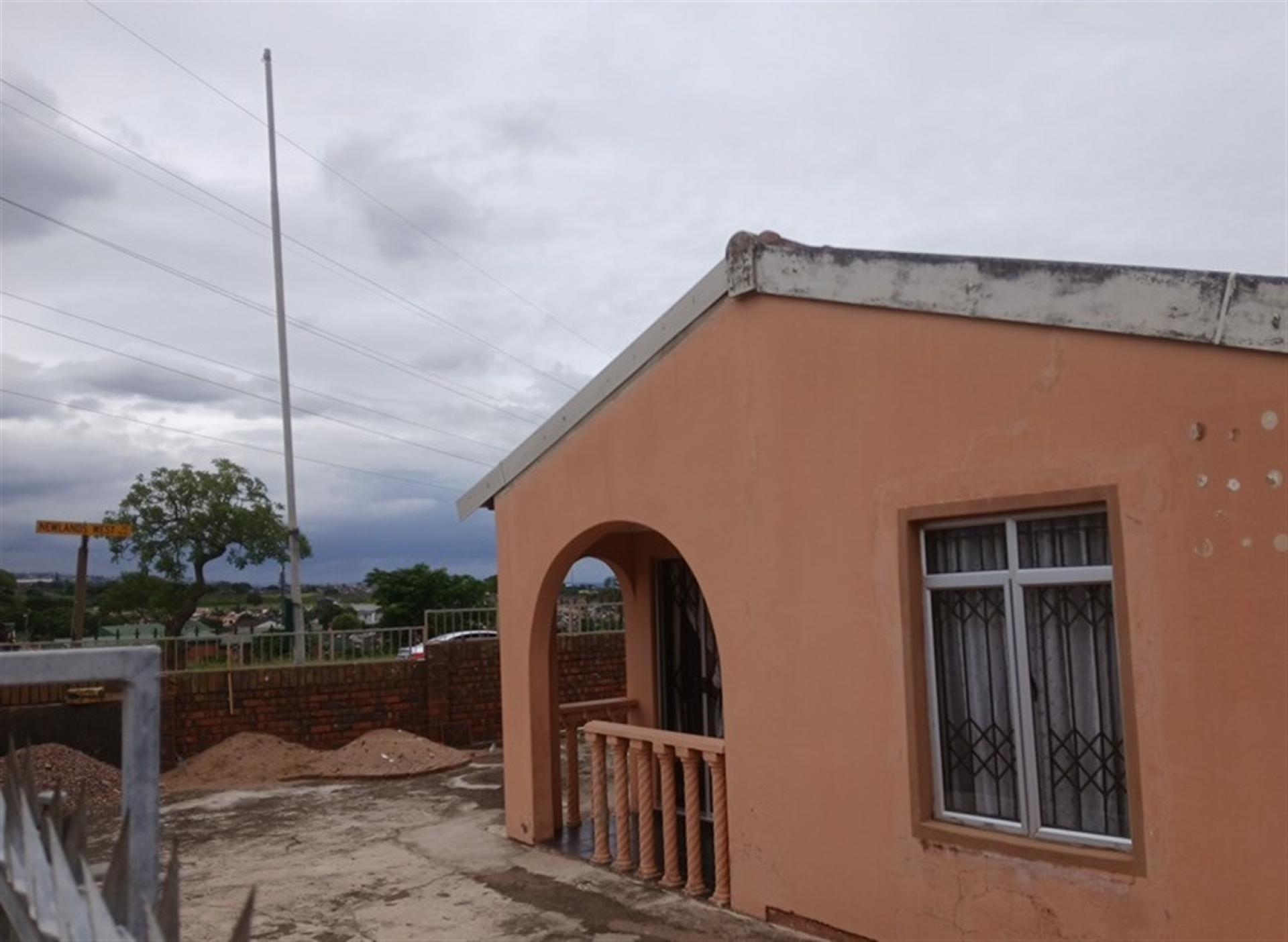 Front View of property in Hillgrove