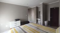 Main Bedroom - 21 square meters of property in Rua Vista
