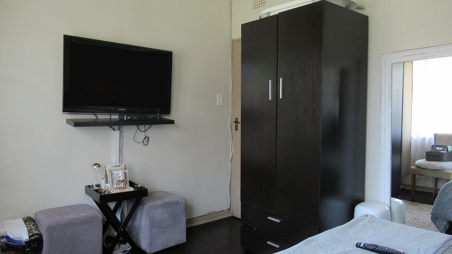 Bed Room 2 - 23 square meters of property in Wychwood